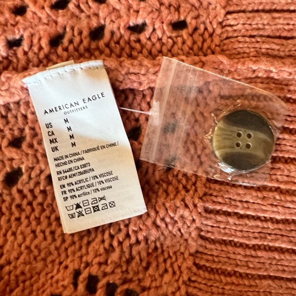 American Eagle Apricot Cardigan - Picture 4 of 8